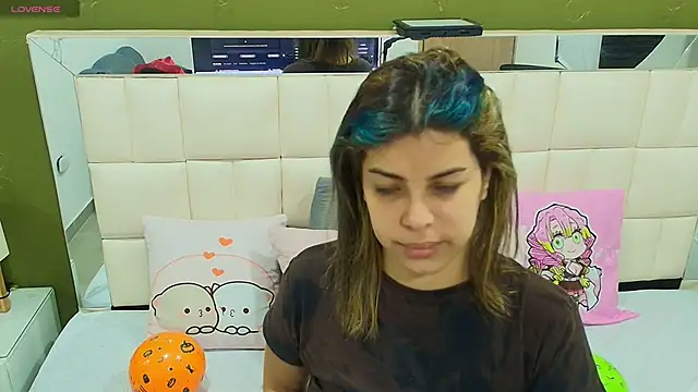 gisell gomez online show from October 2025 12:08:01 PM