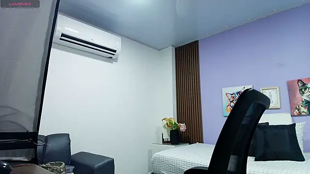 gisell gomez online show from March 2026 08:09:01 PM