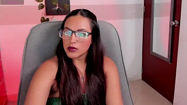 Cameroon-Diaz online show from April 2026 01:49:01 PM