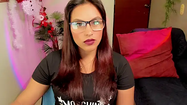 Cameroon-Diaz online show from November 2025 01:44:02 PM