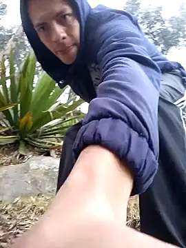 Thomasjons  online show from November 2025 12:42:02 PM