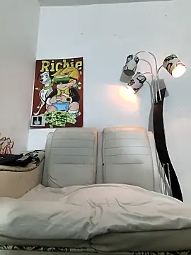 Thomasjons  online show from February 2026 01:49:02 AM