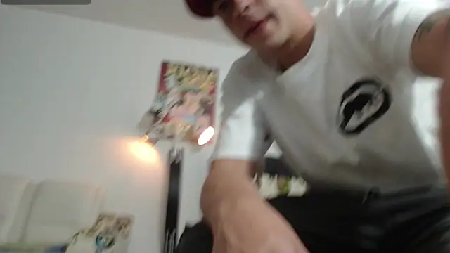 Thomasjons  online show from May 2026 04:51:01 AM