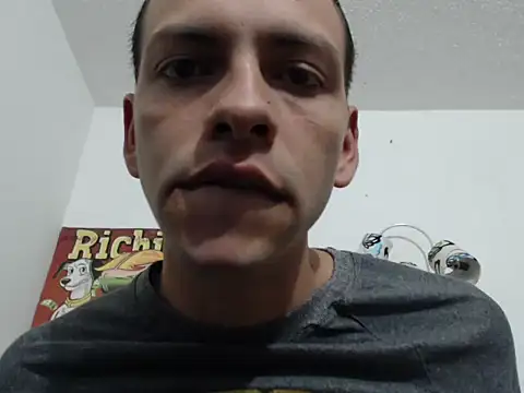 Thomasjons  online show from October 2025 12:11:02 AM