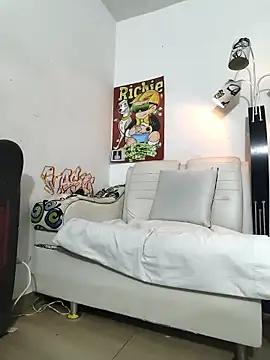 Thomasjons  online show from February 2026 03:51:01 AM