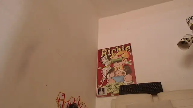 Thomasjons  online show from February 2026 07:03:02 PM