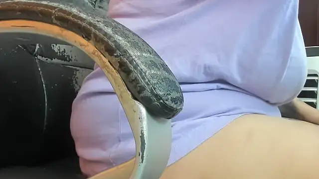 Karol c31 online show from November 2025 02:40:02 PM