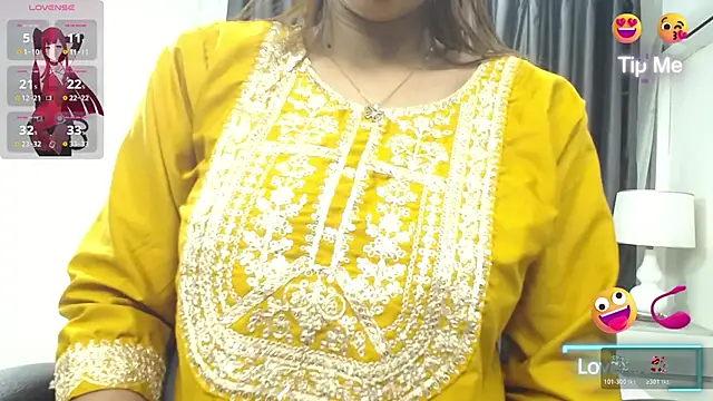 Snapshot of kairadayamai chatting on June 2026 11:43:02 AM kairadayamai online show from June 2026 11:43:02 AM