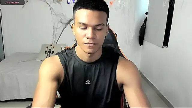 jeanfran ferrer online show from October 2025 06:40:02 PM