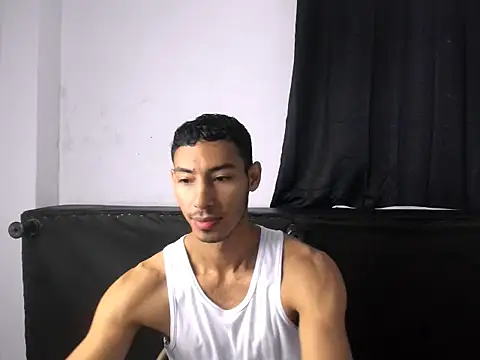 jhosep hamilton online show from September 2025 01:28:01 PM