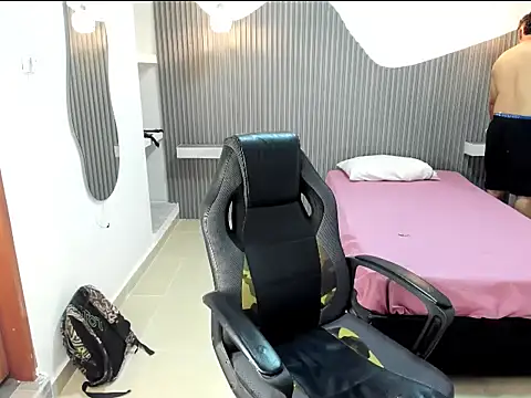 ashlan king online show from April 2026 07:59:01 PM