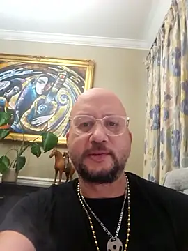 reycarr19 online show from April 2026 06:25:02 PM