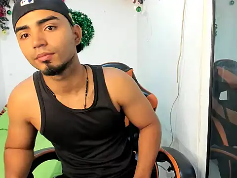 andrew jonhes online show from December 2025 11:34:02 AM