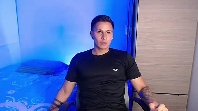 valentinosex1 online show from January 2026 11:31:02 PM