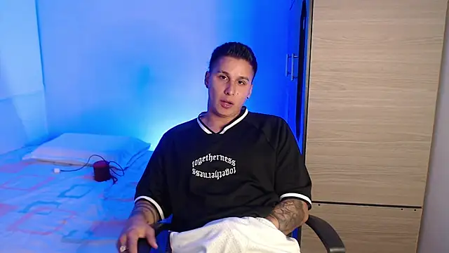 valentinosex1 online show from March 2026 08:48:01 PM