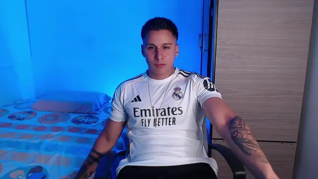 valentinosex1 online show from April 2026 10:27:02 PM