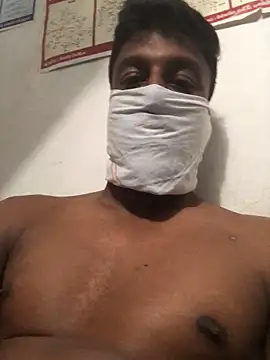 Snapshot of Bullboy8in chatting on September 2025 07:36:01 PM Bullboy8in online show from September 2025 07:36:01 PM