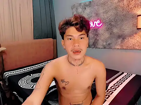 asian cumsawyer online show from September 2025 03:24:02 AM