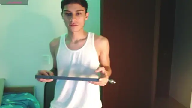 axel davis  online show from October 2025 03:41:01 AM
