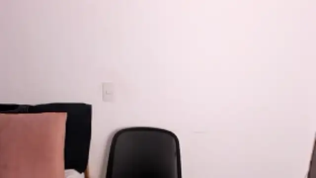 axel davis  online show from November 2025 09:51:01 PM