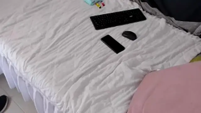 axel davis  online show from November 2025 09:46:01 AM