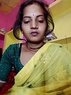 Hot bbbb online show from October 2025 07:15:01 PM