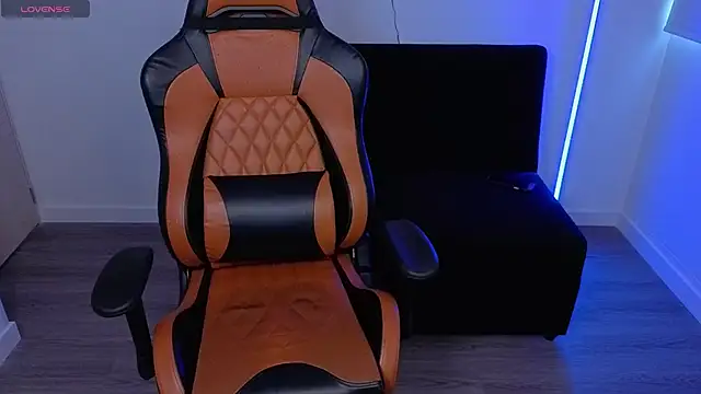 imlaiaaa online show from October 2025 09:57:02 PM