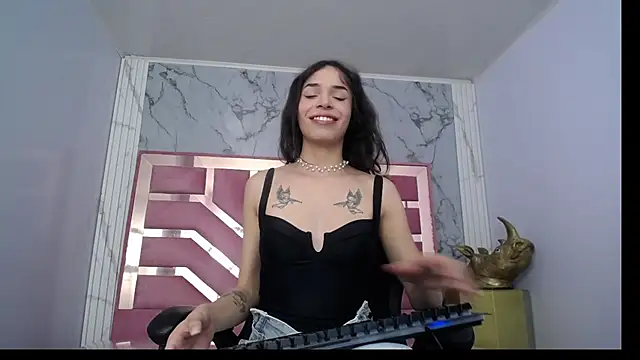 Snapshot of Mia_swift_ch chatting on November 2025 03:18:01 AM Mia swift ch online show from November 2025 03:18:01 AM