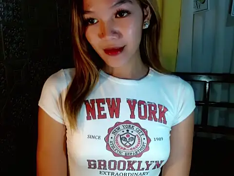 Snapshot of gorgeouswella chatting on May 2026 06:47:01 PM gorgeouswella online show from May 2026 06:47:01 PM