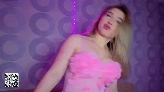 Snapshot of sugarskitty chatting on September 2025 02:29:01 AM sugarskitty online show from September 2025 02:29:01 AM