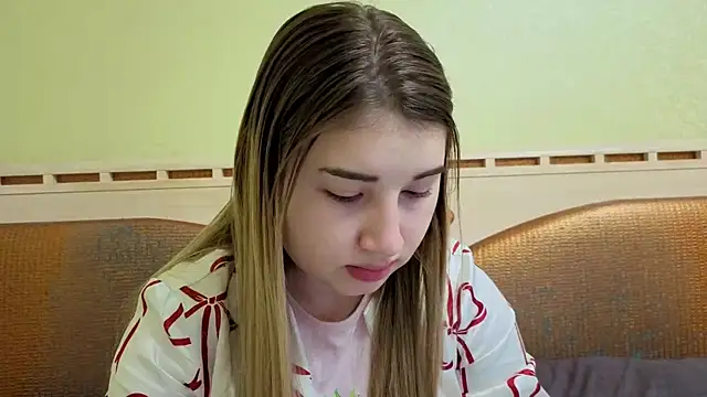 sugarskitty online show from April 2026 11:27:01 AM