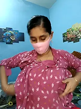 Cute Faria online show from December 2025 04:13:01 PM