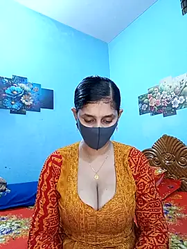Cute Faria online show from April 2026 02:08:01 PM