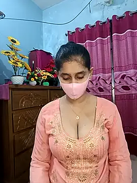 Cute Faria online show from November 2025 04:00:02 PM