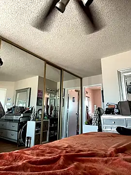 Snapshot of Chicagobabe chatting on June 2026 12:12:01 AM Chicagobabe online show from June 2026 12:12:01 AM