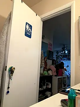 Chicagobabe online show from November 2025 02:10:01 AM