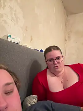 CurvyPaar2 online show from March 2026 09:08:02 PM