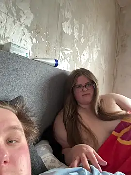 CurvyPaar2 online show from March 2026 11:42:01 AM