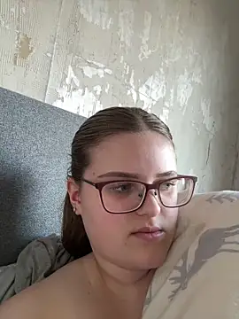 CurvyPaar2 online show from March 2026 03:59:01 PM