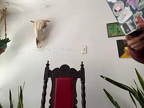 camille delrey online show from October 2025 04:50:02 PM