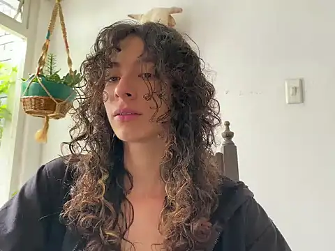 camille delrey online show from October 2025 04:26:02 PM