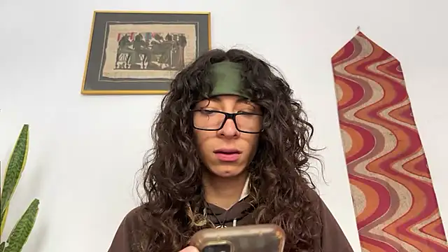 camille delrey online show from December 2025 12:55:01 PM