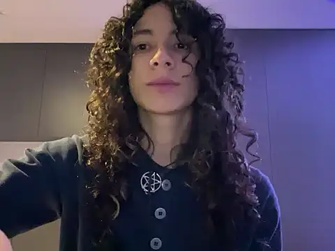 camille delrey online show from October 2025 05:42:01 AM