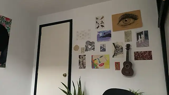 camille delrey online show from March 2026 10:38:01 PM