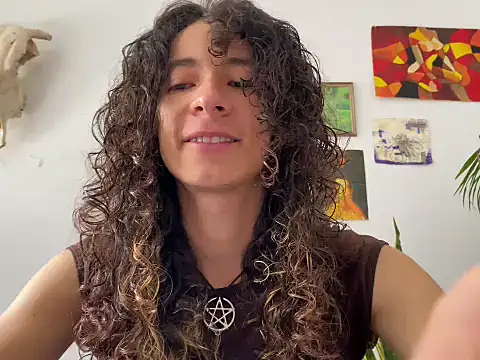 camille delrey online show from November 2025 04:00:01 PM