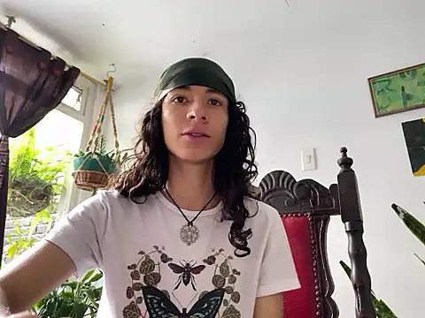 camille delrey online show from November 2025 02:31:02 PM