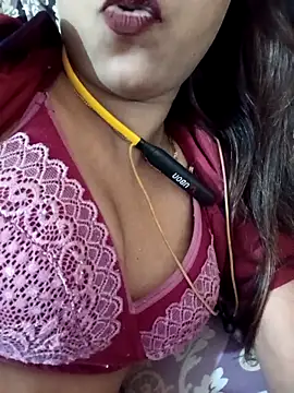 Snapshot of payalsharma95 chatting on October 2025 04:22:02 PM payalsharma95 online show from October 2025 04:22:02 PM