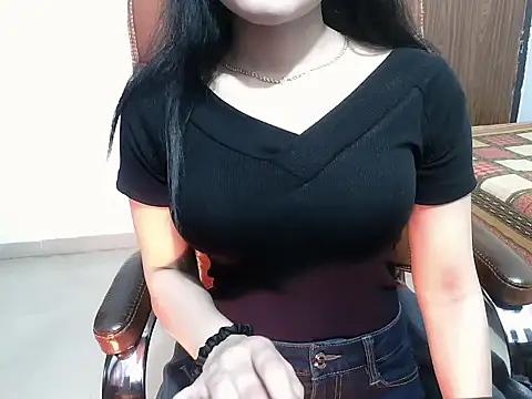 Hazel Angel online show from March 2026 10:27:02 AM