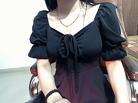 Snapshot of Hazel_Angel chatting on June 2026 12:25:01 PM Hazel Angel online show from June 2026 12:25:01 PM