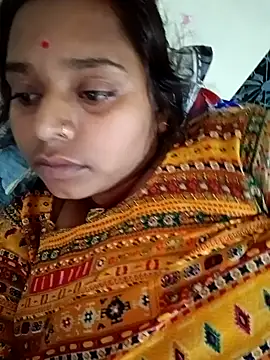 Snapshot of Hot_crety chatting on October 2025 04:33:01 AM Hot crety online show from October 2025 04:33:01 AM